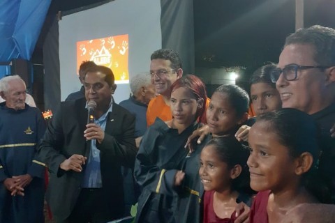 Escola de Evangelistas e Obreiros bíblicos voluntários celebra 168 batismos em julho