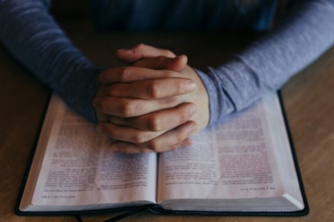 Cinco passos para criar o hábito de orar